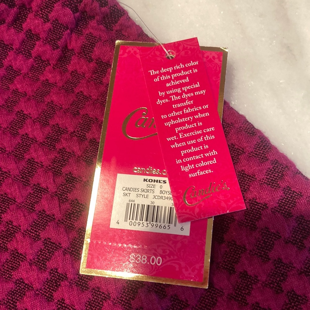 Candies miniskirt new with tags